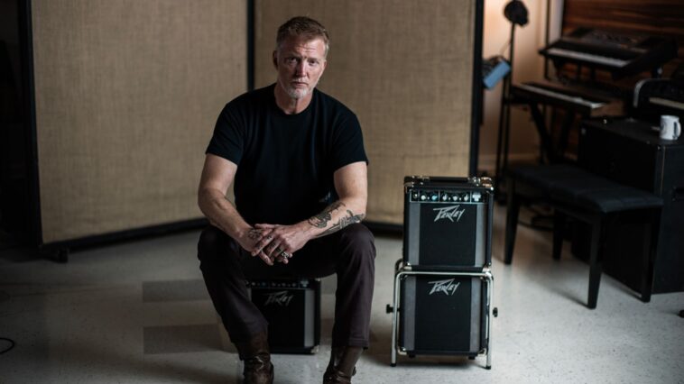 Josh Homme is finally prepared to discuss tone.]