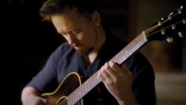 Jussi Reijonen is transforming Western folk music with an Arabian influence.]