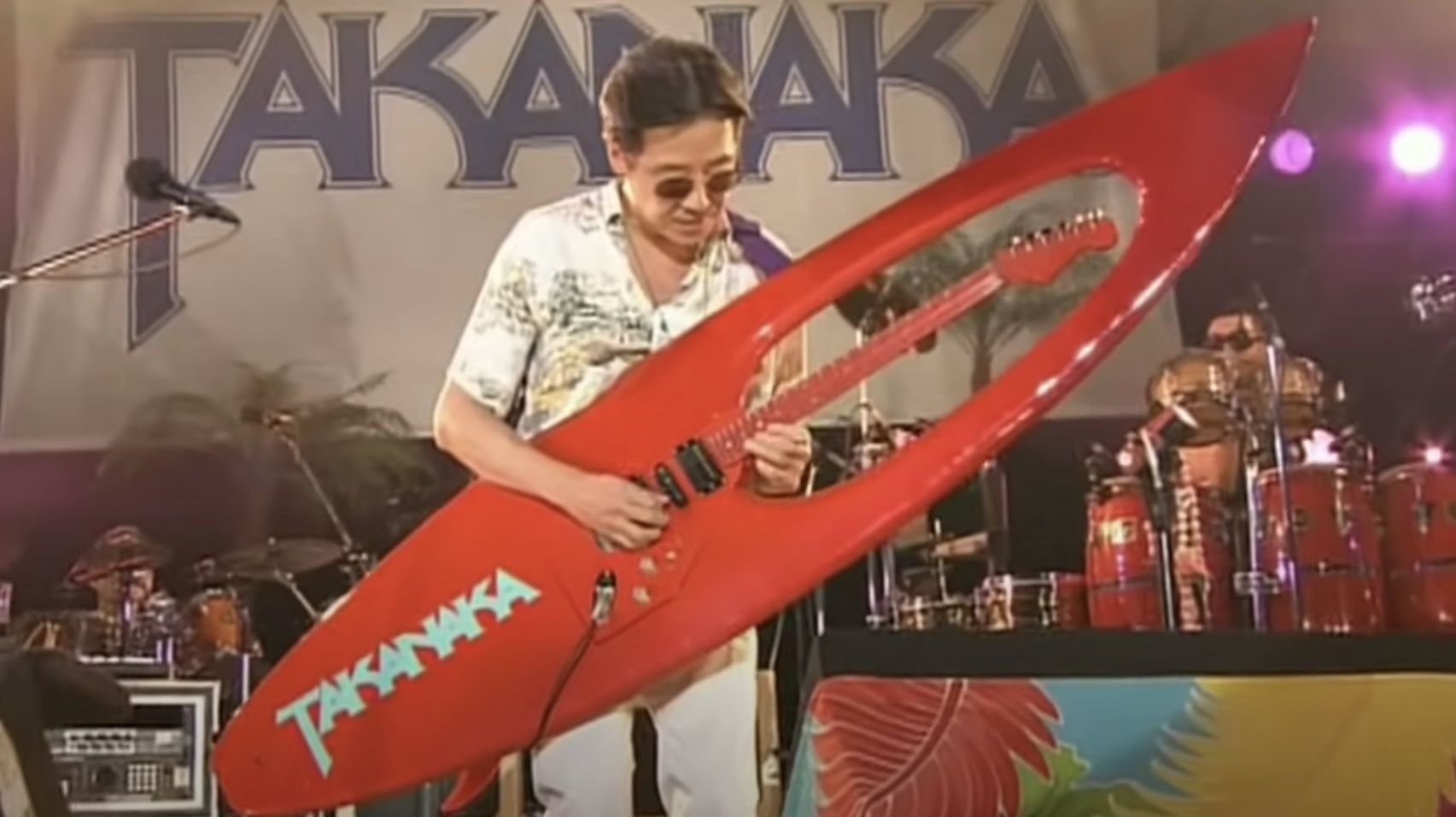 Masayoshi Takanaka Discusses His Legendary Surfboard Guitar]