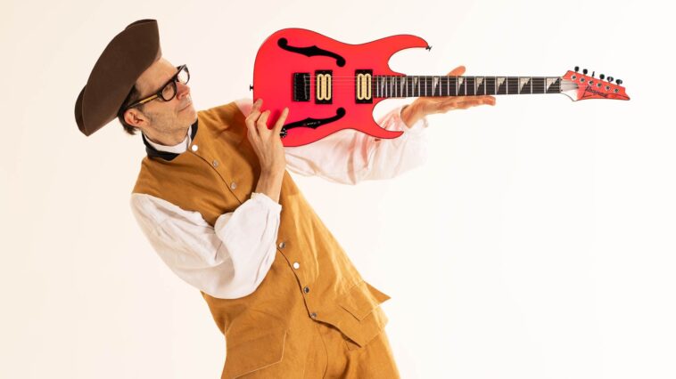 Paul Gilbert Discusses AI, Shredding Melodies, and the Creation of WROC]