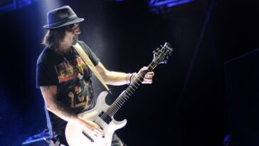 Phil Campbell, guitarist of Motörhead, passes away at 64.]