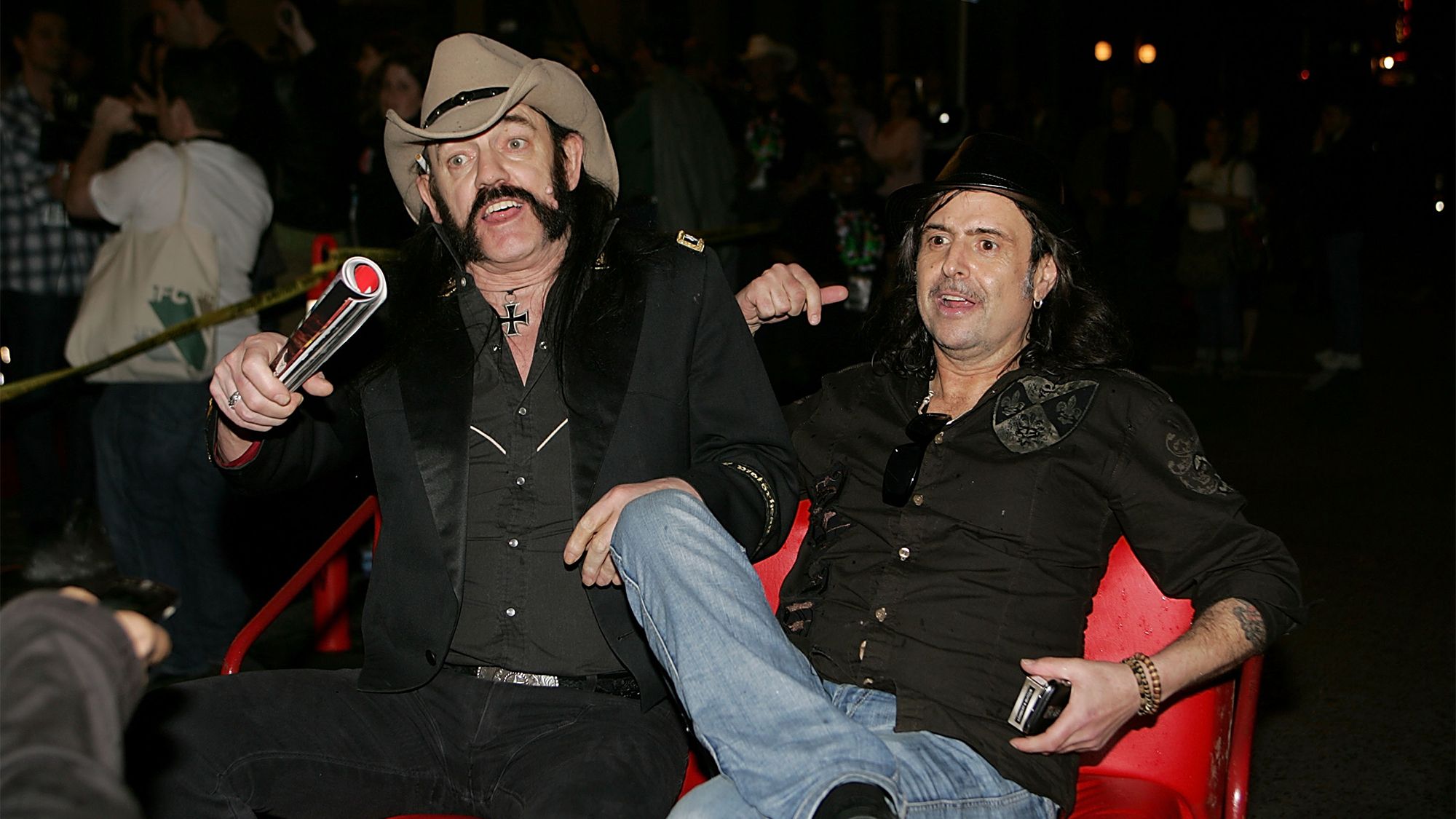 Phil Campbell of Motörhead Discusses Lemmy and His Audition Experience]