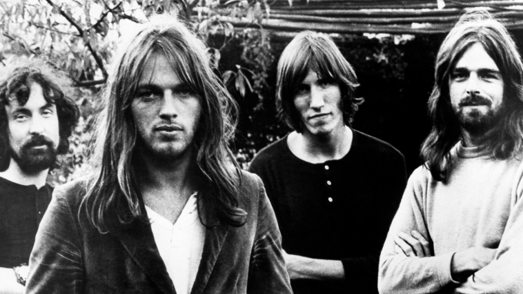 "Regarding the guitar solo, he never stops! You might think, 'Alright, it has to end soon?' But no, he continues, and it’s amazing": The brilliance of David Gilmour in Pink Floyd’s iconic tracks – by Matt Bellamy, Kirk Hammett, Stu Mackenzie, and others.]