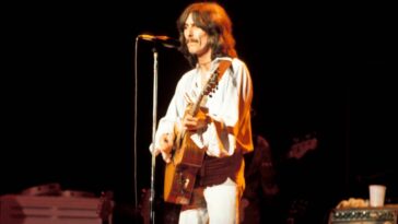 Robben Ford Reflects on Collaborating with a Beatle at 22 Years Old]