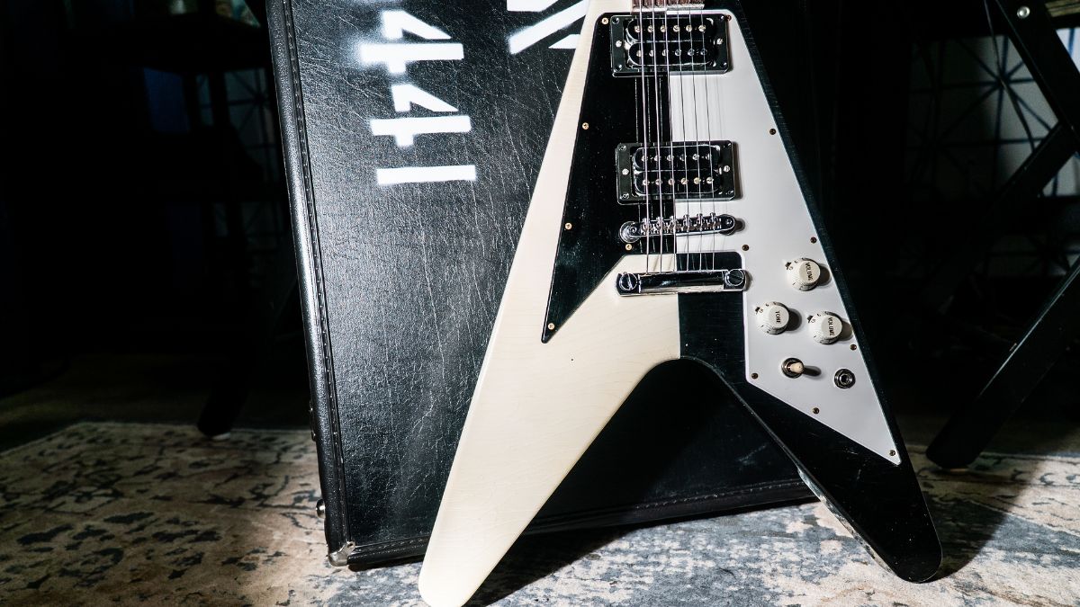 Gibson Custom Michael Schenker 1971 Flying V Collector’s Edition