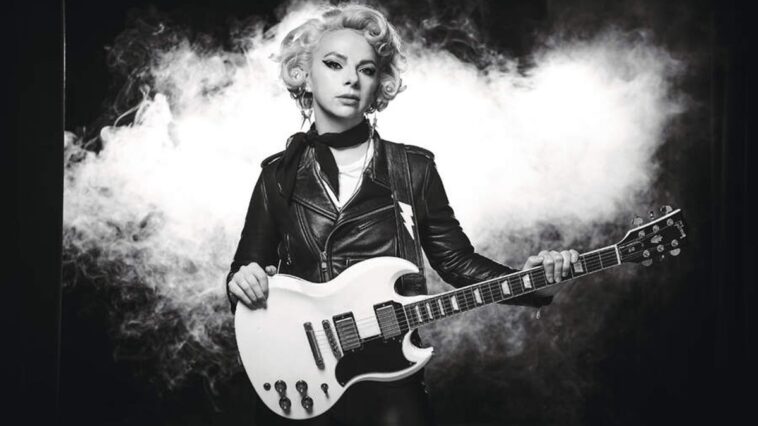 Samantha Fish discusses the "hack" she employs to replicate pedal steel sounds.]