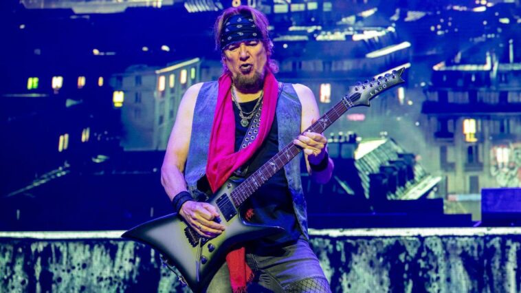 Why Adrian Smith Is Not Fond of Certain Vintage Gibsons]