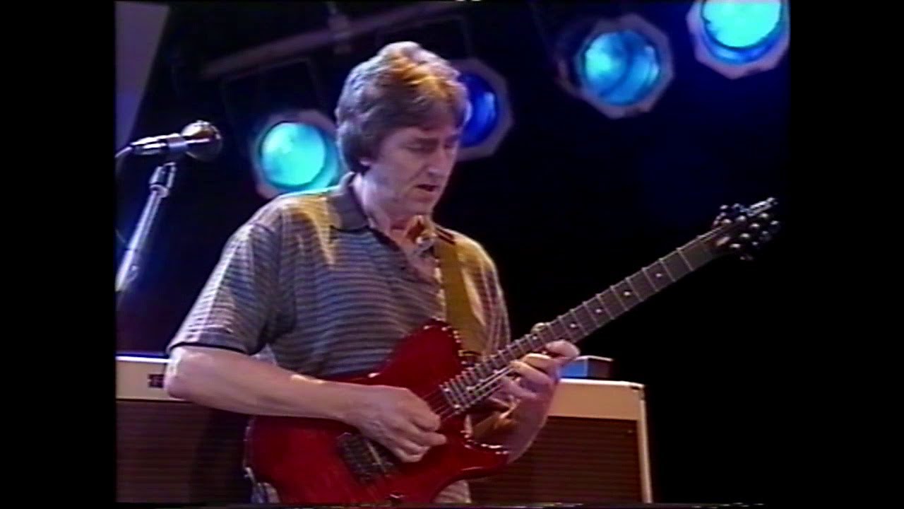 Allan Holdsworth - Looking Glass - Frankfurt '97 - HQ audio - YouTube