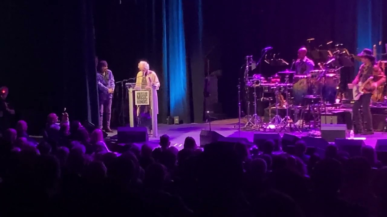 Bruce Springsteen American Music Awards-The Doors with Bruce & John Densmore Light My Fire - YouTube