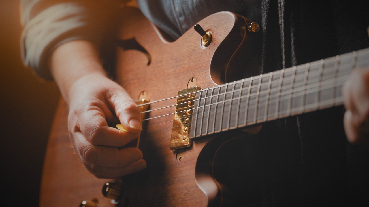 Is The Lowden GL-J The Perfect Blues Guitar? | Played By Paul Rose - YouTube