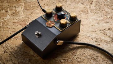 Beetronics Pollinator Hazee Pedal Review | MusicRadar]