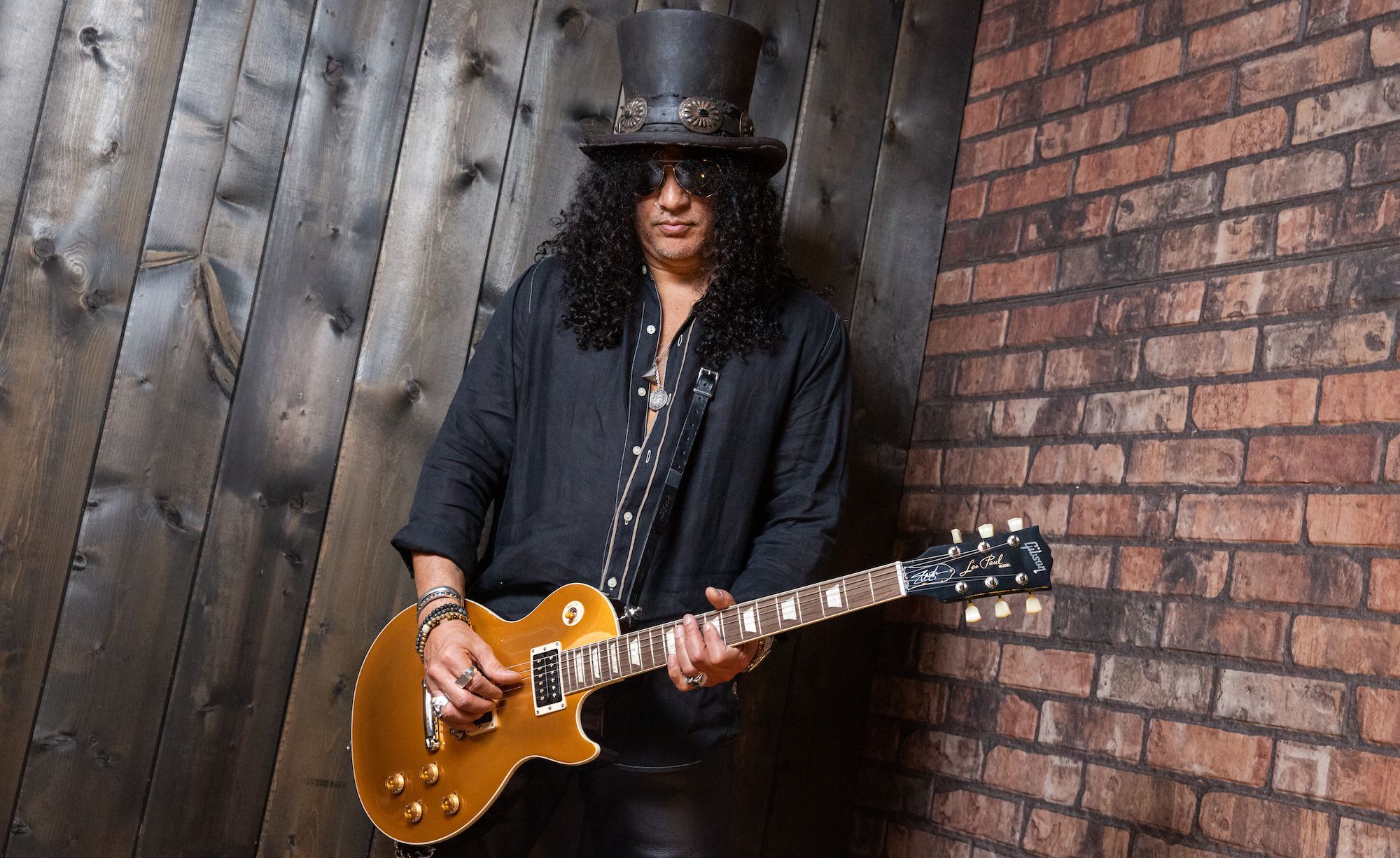 Discover the ultimate guide to achieving iconic guitar tones on any budget, curated by a dedicated Slash enthusiast, featuring my top picks for guitars, amps, picks, pickups, and more.]