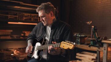 Fender Introduces the Brian Fallon '59 Telecaster Custom]