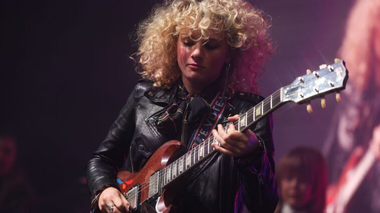 Grace Bowers has left YouTube.]