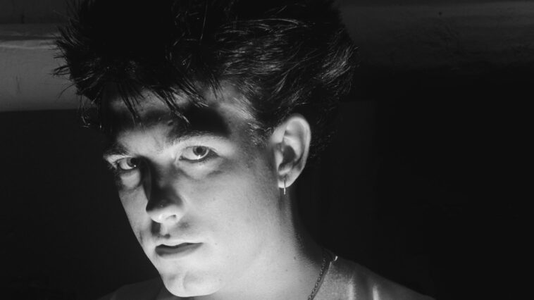 "Growing Up Under Peer Pressure: How Young Robert Smith Crafted One of The Cure’s Iconic Tracks"]