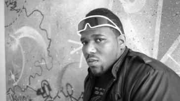 Hip-Hop Pioneer Afrika Bambaataa Passes Away at 68]