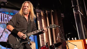 How Pepper Keenan Received His First Guitar from a Deceased Friend]