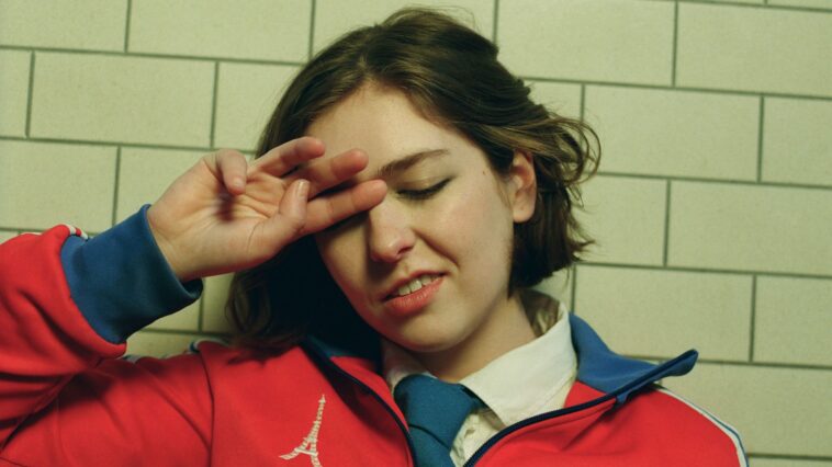 “I can’t believe I let go of that. I wish I still owned it”: Snail Mail’s Lindsey Jordan reflects on her cherished red Strat that she sold for only $25.]