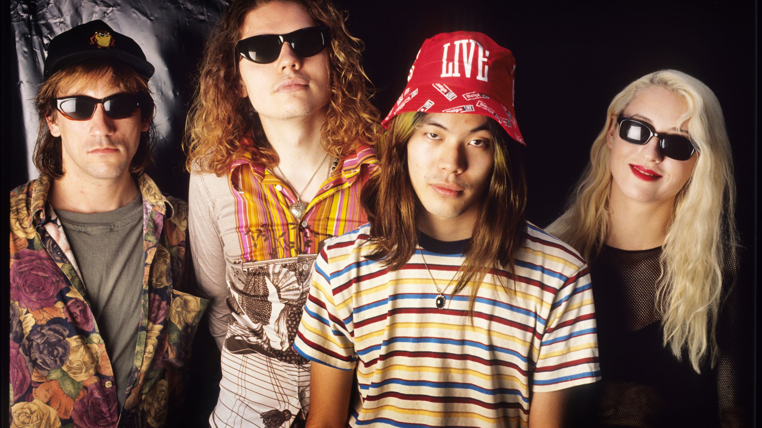 “Jimmy Chamberlin Reflects on the Early ’90s, Speculating That Kurt Never Connected with Him Due to His Intense Personality”]