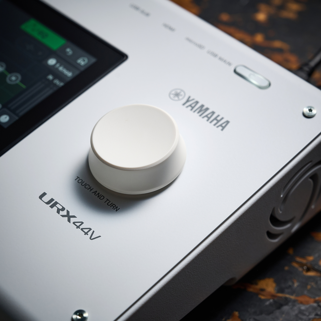 A large endless encoder on the Yamaha URX44V audio interface