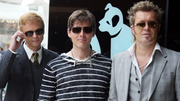 "Navigating Complexities: A-ha's Blend of Classic Pop and Experimental Innovation"]