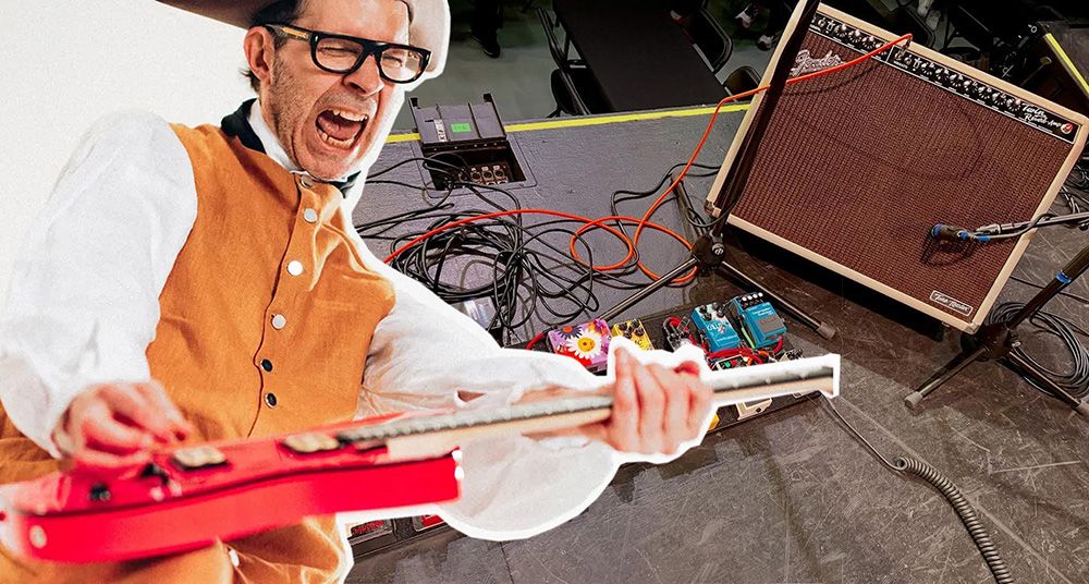 Paul Gilbert is the newest prominent figure to transition to digital amplifiers.]