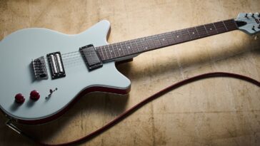 Review of the Danelectro Dan O. Cool 12-String Guitar]