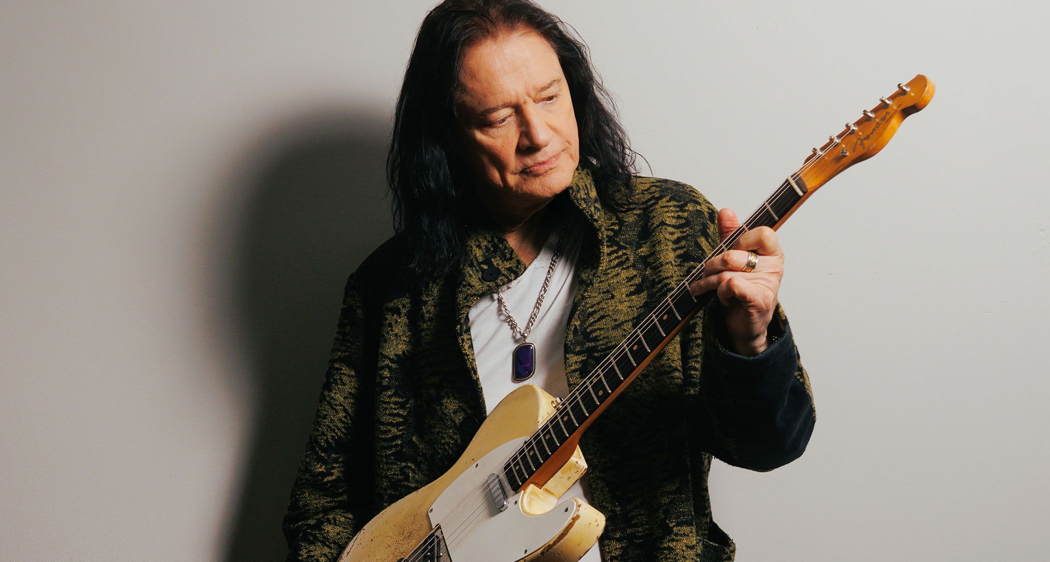 Robben Ford Discusses His New Album Two Shades of Blue, Jeff Beck, Dumbles, and Legendary Collaborations]