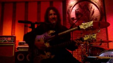 Ron Thal (Bumblefoot)