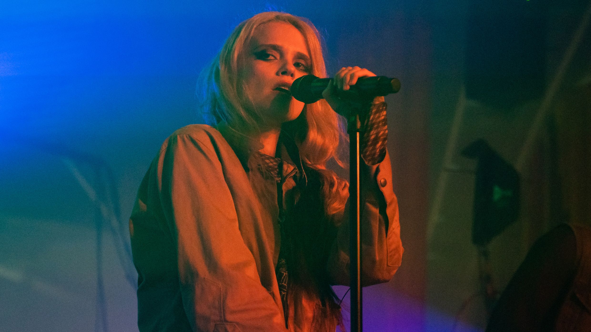 "Sorry to be the bearer of bad news, but your favorite artist is covering my past tracks": Sky Ferreira appears to take aim at Charli XCX on social media.]