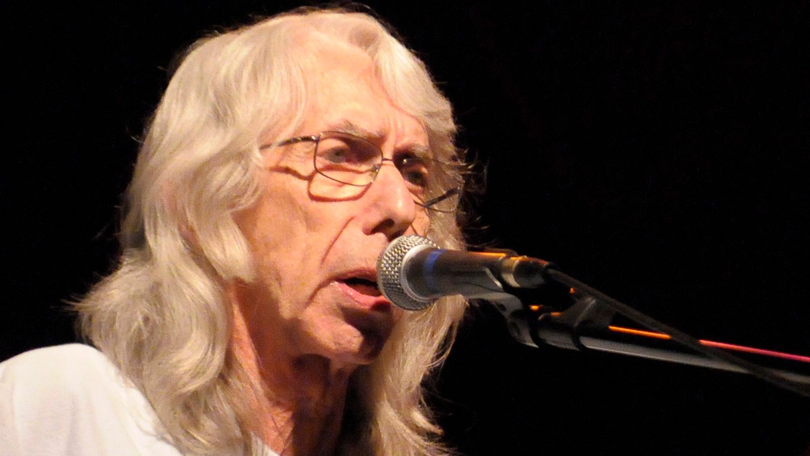 "Trailblazing musician and creative force Wayne Moss, a lasting influence in music history, has passed away at 88."]