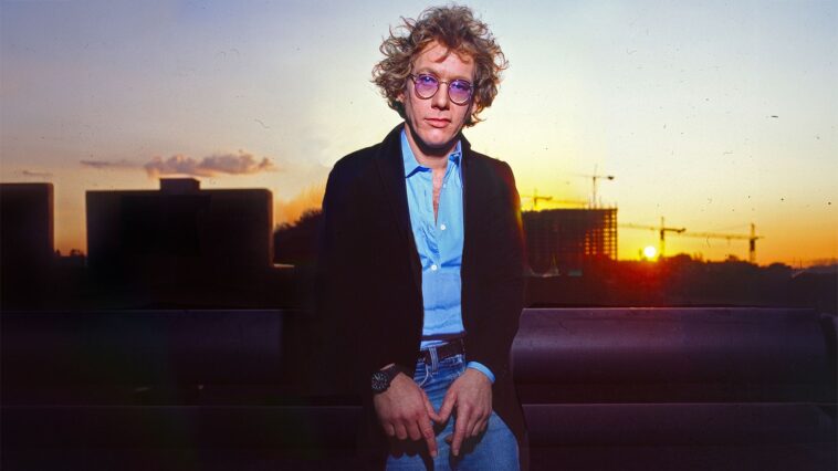 Waddy Wachtel Reflects on His 1970s Experiences with Warren Zevon]
