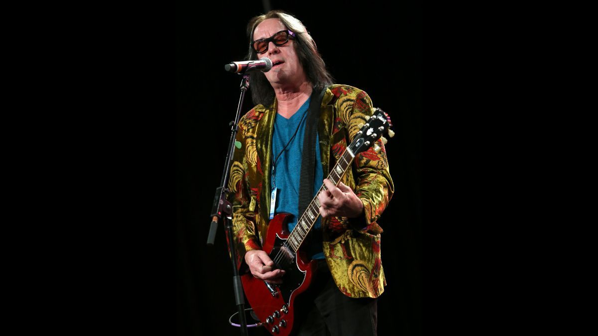 Why Todd Rundgren Prefers Gibsons Over Fenders]