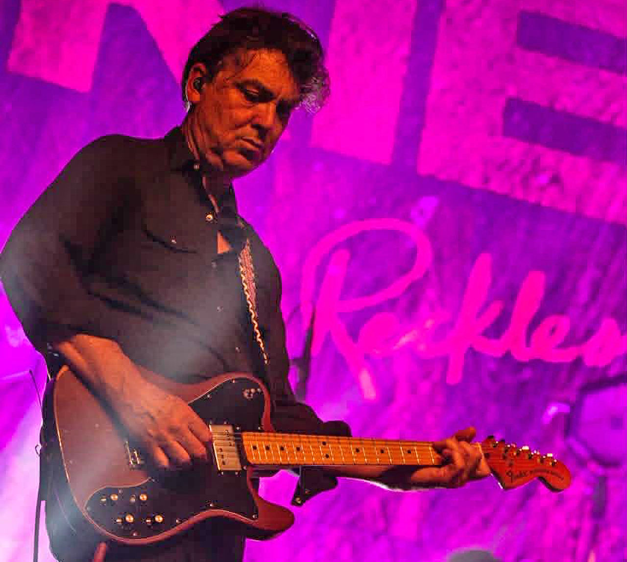 Doug Pettibone performs onstage