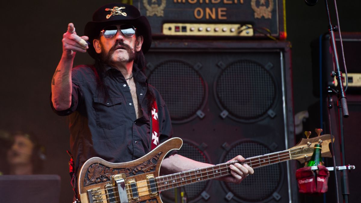 Lemmy in June 2015