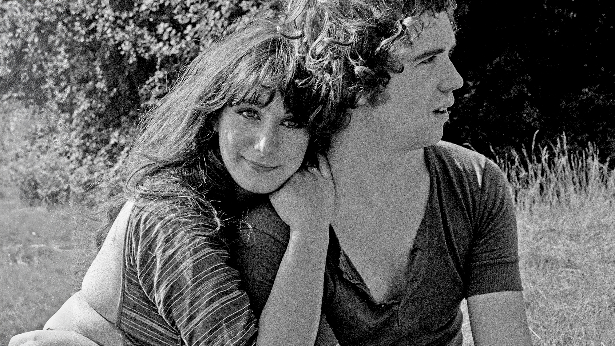 English singer-songwriters and guitarists John Martyn (1948 - 2009) and his wife Beverley, 1970.