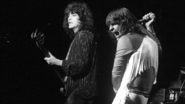 Bob Daisley Reflects on His Ups and Downs During His Time with Ozzy Osbourne]