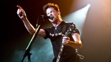 How Struggles with Addiction Contributed to Jason Newsted's Departure from Metallica]