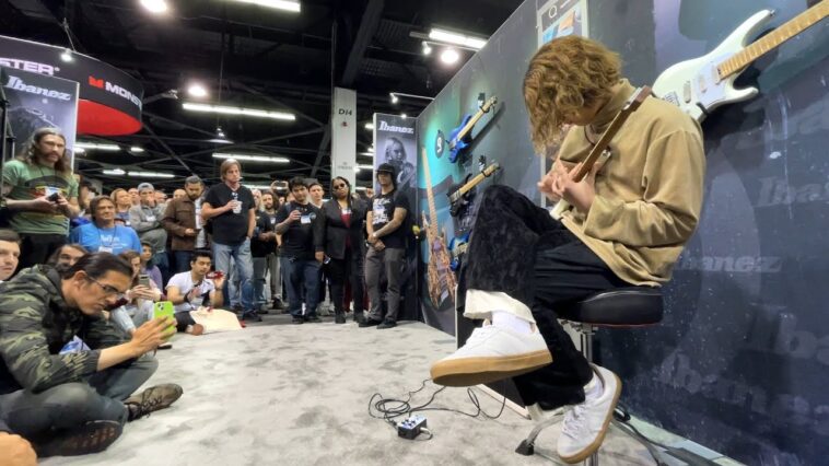 Japanese bedroom guitarist Ichika Nito finally plays in front of an audience in the U.S. 18 Ichika Nito