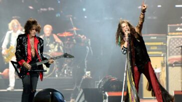 Joe Perry Discusses His 'Walk This Way' Guild Blade Runner Guitar]