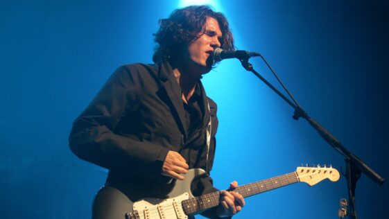 John Mayer's record label found no chart-topping singles on his album, yet it sold 5 million copies.]