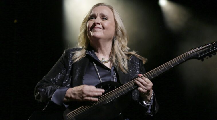 Melissa Etheridge: How a "heroic dose" of cannabis sparked a transformation]
