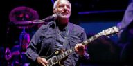Peter Frampton Reflects on the Instant He Realized Something Was Amiss]