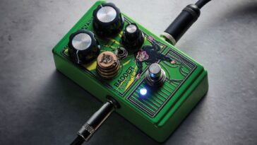 Review of the JHS Pedals 424 Gain Stage]