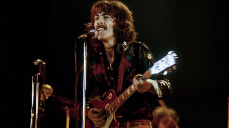 Robben Ford Reflects on His Late-Night Jams with George Harrison]