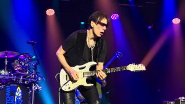 Steve Vai