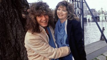 Valerie Bertinelli reminisces about her first encounter with Eddie Van Halen.]