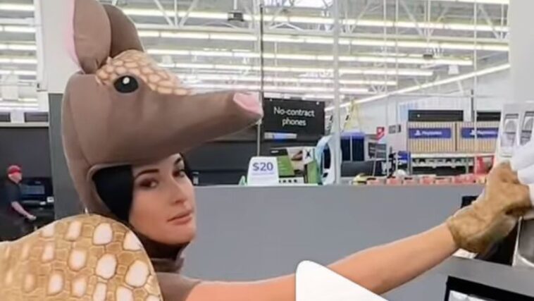 "‘That Name Doesn’t Sound Familiar’: Kacey Musgraves' Experience Trying to Buy Her Album at Walmart While Dressed as an Armadillo"]