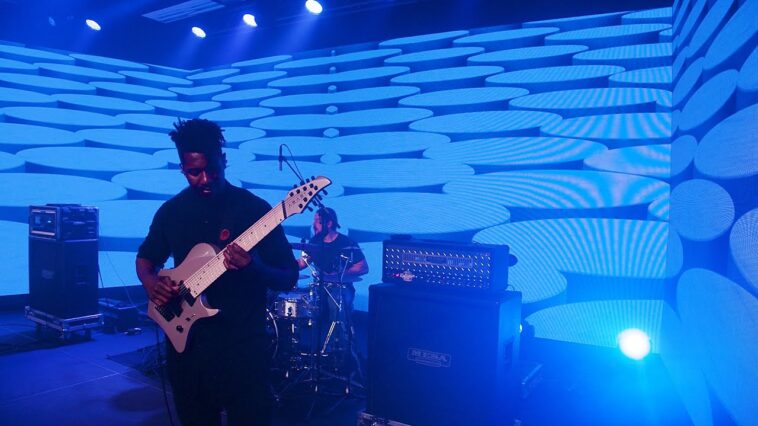 Tosin Abasi