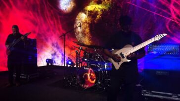 Tosin Abasi